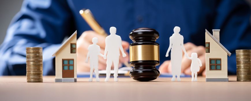 Divorce,Lawyer,Or,Attorney.,Estate,Real,Law